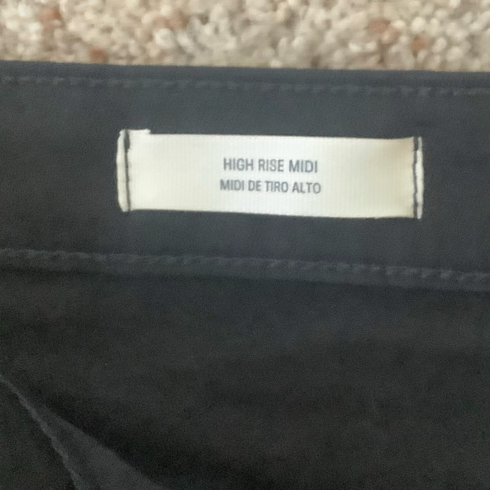Universal Thread High Rise Midi Shorts - Picture 4 of 7